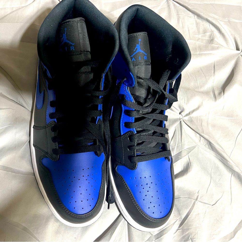 Jordan high tops, blue and black size 13